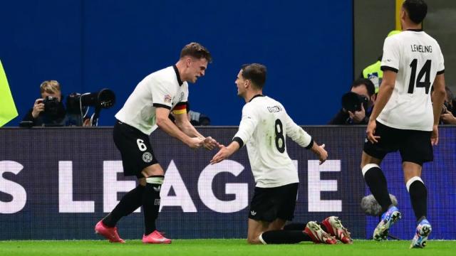 开云官网-重召磁卡，释放磁卡，盛赞磁卡！纳格尔斯曼救人救己