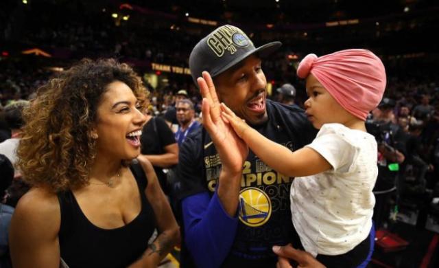 开云注册网址-勇士动荡来临？追梦跳出合同外 另一王朝功臣离队