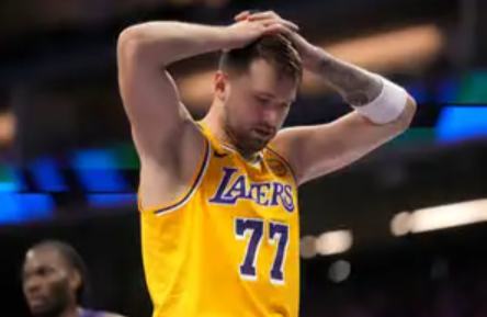 kaiyun-湖人输骑士：卢卡防守该背多少锅？